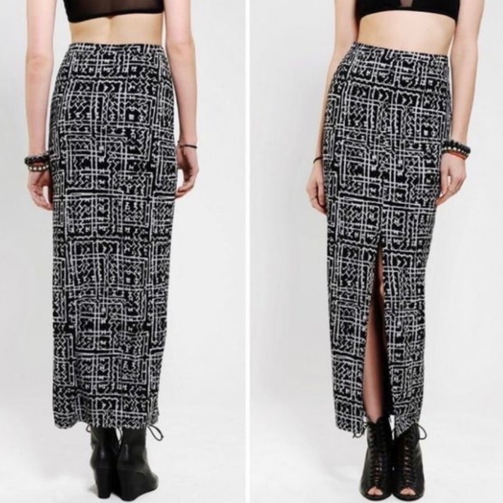 Silence & Noise Printed Maxi Skirt
